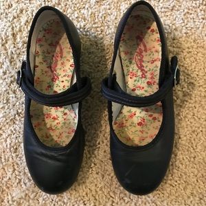 Tap shoes